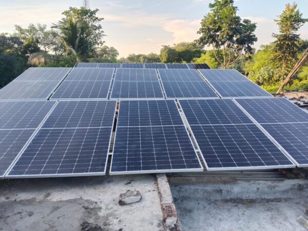 Cosmezo Solar , 3kW , 5kw , 7kw , 10kw , 15kw , 20kw , Grid Connected Rooftop Solar System